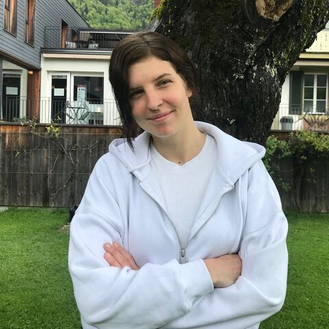 Adel.jpg